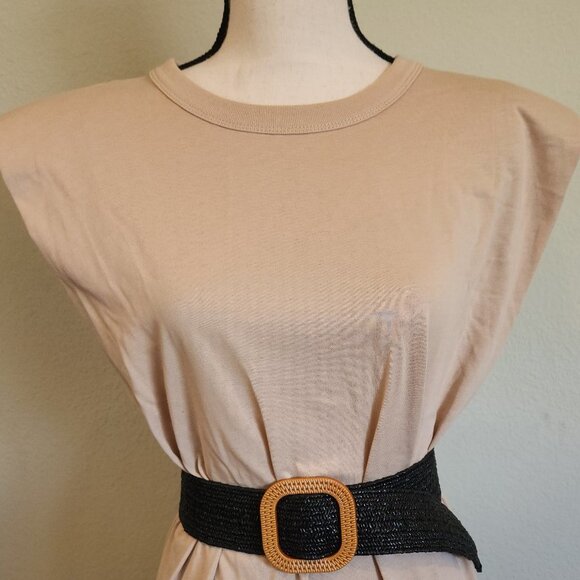 NWOT Gladiator dress with belt - Picture 3 of 7